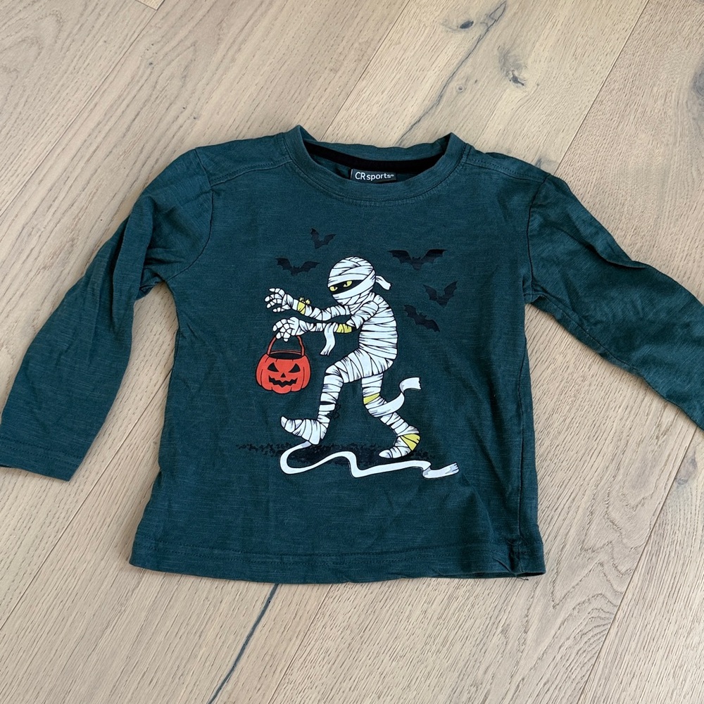 CR Sports | Dark Green Mummy Halloween Shirt